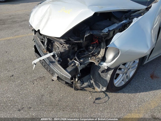 Aukcja sprzedaży 2011 Volkswagen Golf, vin: 3VWPL7AJ1BM628782, numer aukcji: 40085752