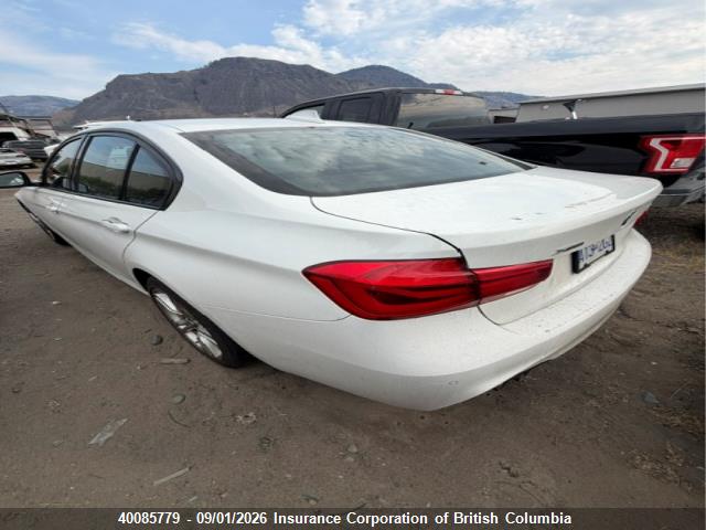 BMW 330I 2018 WBA8D9C54JA382626 Image 3