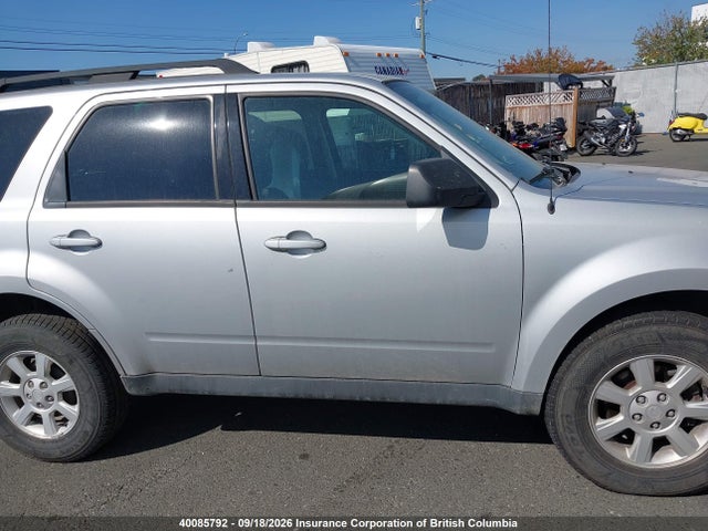 Aukcja sprzedaży 2011 Mazda Tribute S, vin: 4F2CY9GG4BKM06402, numer aukcji: 40085792