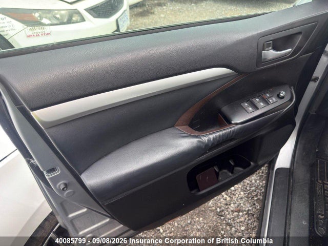 Toyota Highlander Xle 2014 5TDJKRFH1ES039779 Image 8