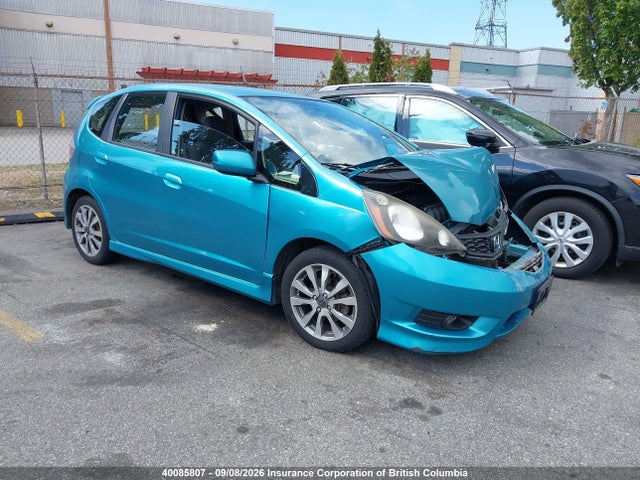 2013 Honda Fit მანქანა იყიდება აუქციონზე, vin: LUCGE8H70D3007725, აუქციონის ნომერი: 40085807