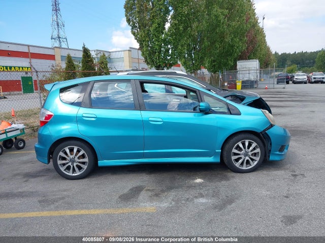 40085807 :رقم المزاد ، LUCGE8H70D3007725 vin ، 2013 Honda Fit مزاد بيع