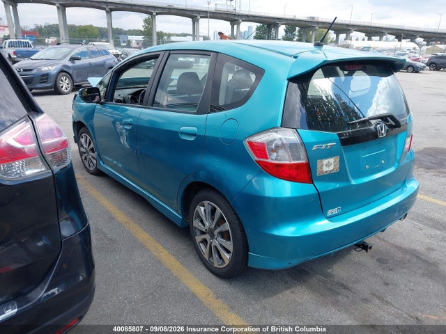 40085807 :رقم المزاد ، LUCGE8H70D3007725 vin ، 2013 Honda Fit مزاد بيع