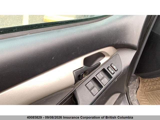 40085829 :رقم المزاد ، 2T1KU4EE4BC718880 vin ، 2011 Toyota Matrix مزاد بيع
