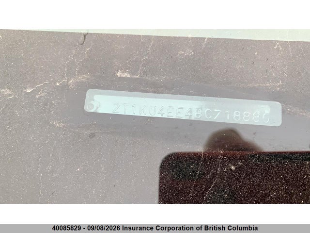 40085829 :رقم المزاد ، 2T1KU4EE4BC718880 vin ، 2011 Toyota Matrix مزاد بيع