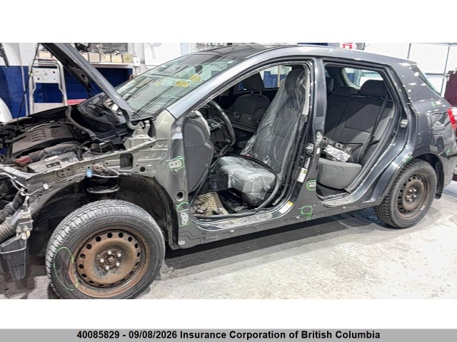 40085829 :رقم المزاد ، 2T1KU4EE4BC718880 vin ، 2011 Toyota Matrix مزاد بيع