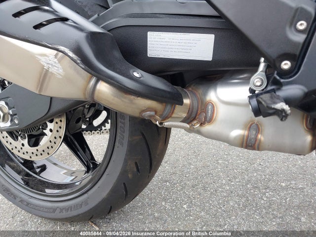 40085844 :رقم المزاد ، VBKTV9404VM915302 vin ، 2027 Ktm 990 Duke مزاد بيع