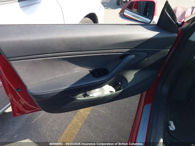 5YJ3E1EA8JF103868 Tesla MODEL 3