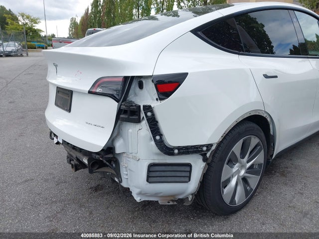 Продажа на аукционе авто 2023 Tesla Model Y, vin: 7SAYGAEE0PF777821, номер лота: 40085883
