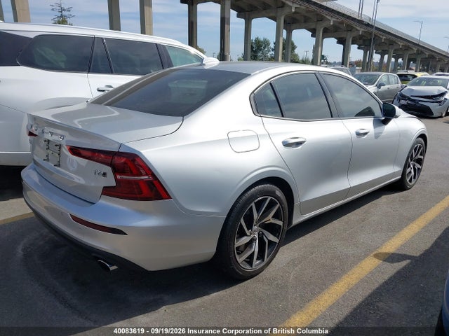 Aukcja sprzedaży 2020 Volvo S60 T6 Momentum, vin: 7JRA22TK3LG034230, numer aukcji: 40083619