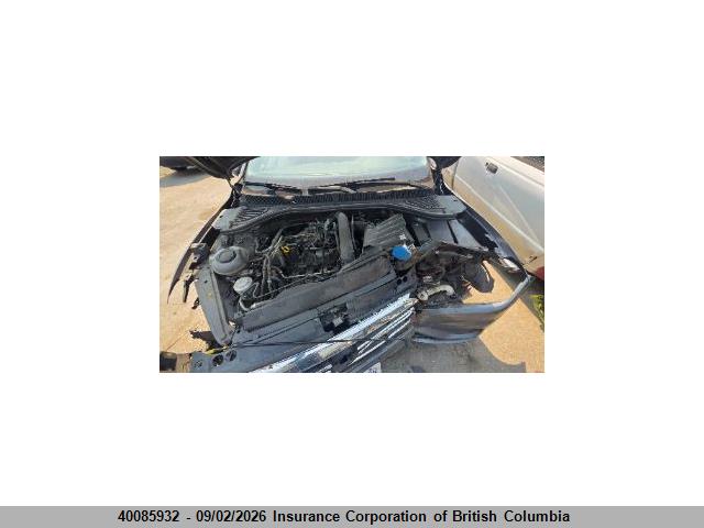 Volkswagen Jetta 2019 3VWE57BU3KM060822 Image 10