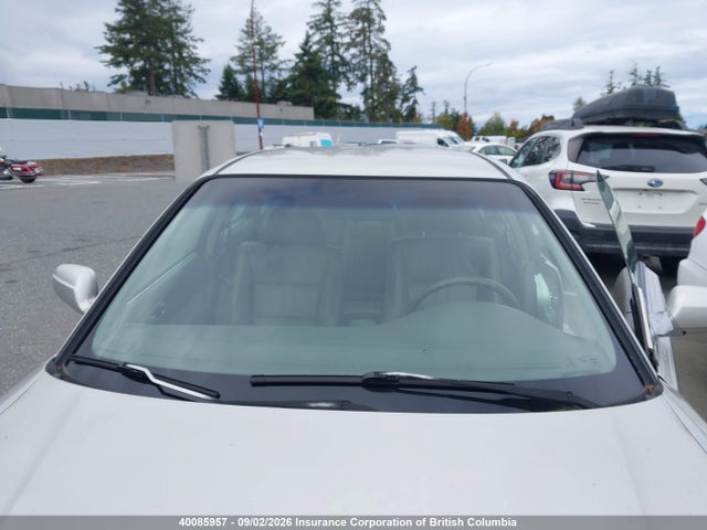 1997 Acura 2.5tl მანქანა იყიდება აუქციონზე, vin: JH4UA2640VC800337, აუქციონის ნომერი: 40085957