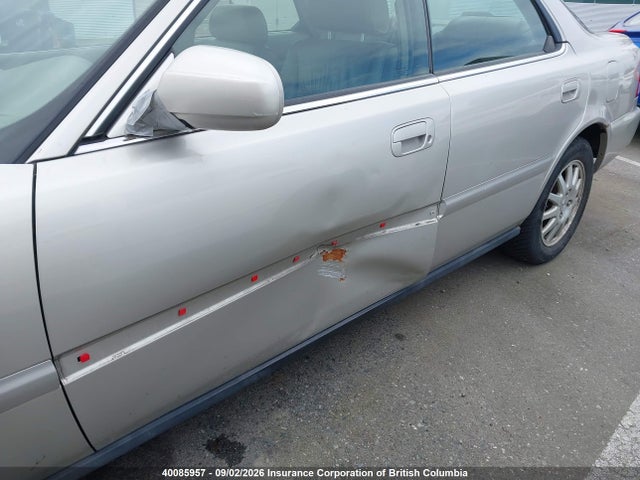 1997 Acura 2.5tl მანქანა იყიდება აუქციონზე, vin: JH4UA2640VC800337, აუქციონის ნომერი: 40085957