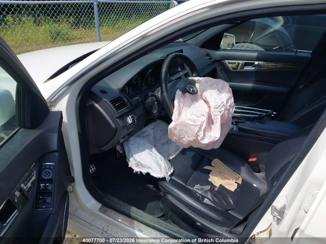 40077700 :رقم المزاد ، WDDGF8BB1AF518522 vin ، 2010 Mercedes-benz C-class مزاد بيع