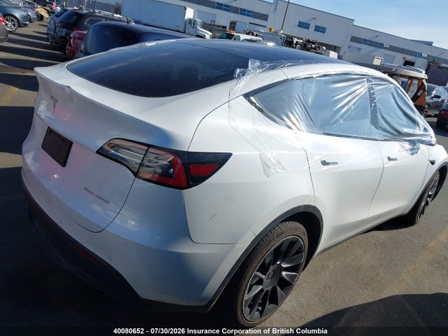 5YJYGDEE9MF067407 Tesla Model Y