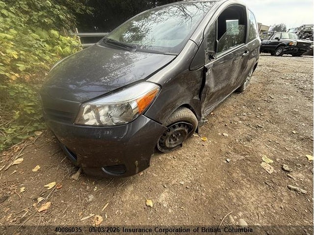 Toyota Yaris 2014 VNKJTUD32EA010965 Image 2