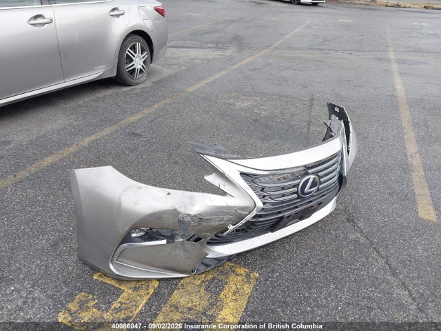 40086047 :رقم المزاد ، JTHBW1GG4G2107033 vin ، 2016 Lexus Es 300h 300h مزاد بيع