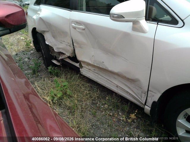 40086062 :رقم المزاد ، 4T3BA3BB5FU071740 vin ، 2015 Toyota Venza مزاد بيع
