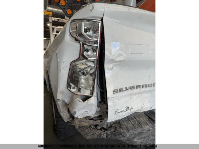 Chevrolet Silverado K1500 2023 1GCRDAEK1PZ298964 Image 10