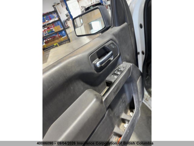 Chevrolet Silverado K1500 2023 1GCRDAEK1PZ298964 Image 25
