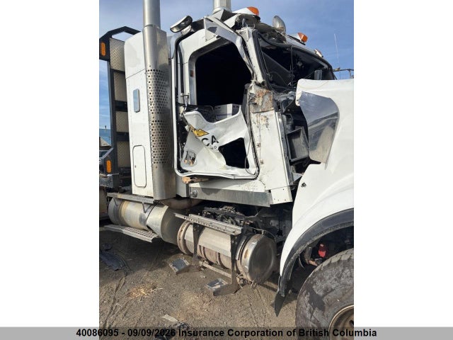 Kenworth Construction W900 2022 1NKWL40X1NR982581 Image 6