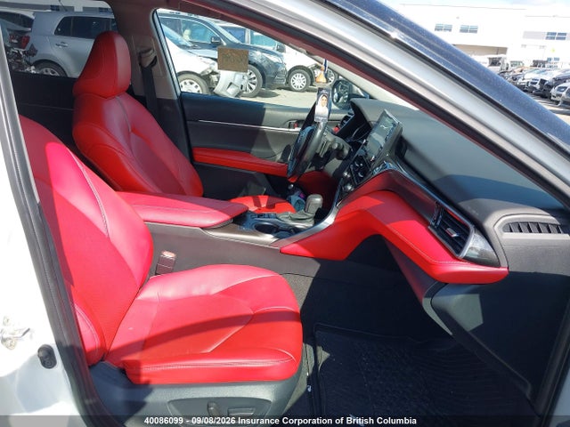 40086099 :رقم المزاد ، 4T1K31AK7PU059163 vin ، 2023 Toyota Camry مزاد بيع