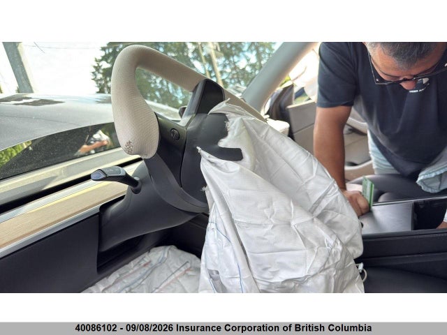 Продажа на аукционе авто 2021 Tesla Model Y, vin: 5YJYGDEEXMF182095, номер лота: 40086102