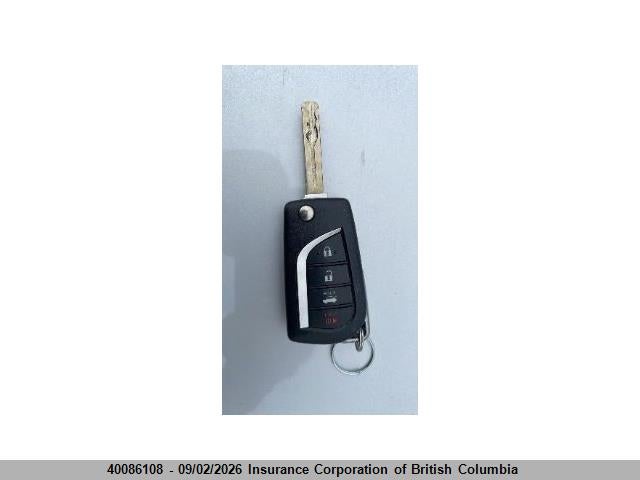 5YFBPMBE7MP251999 Toyota COROLLA LE