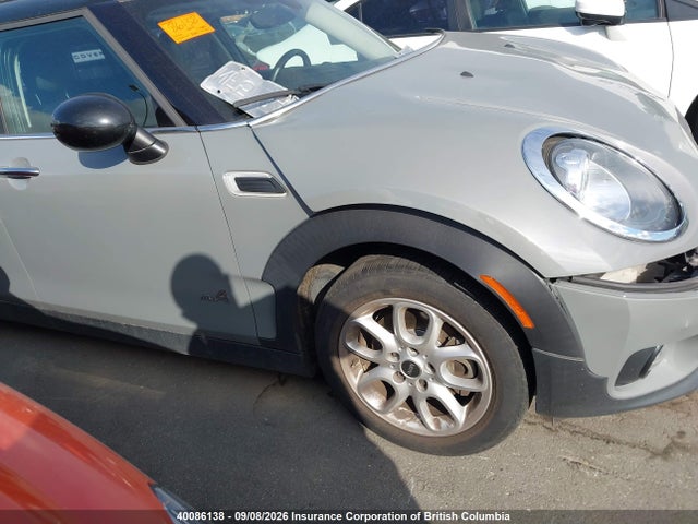 Mini Cooper Clubman All4 2017 WMWLU1C53H2F28162 Image 12