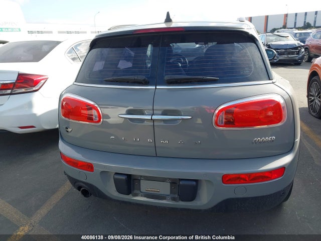 Mini Cooper Clubman All4 2017 WMWLU1C53H2F28162 Image 17