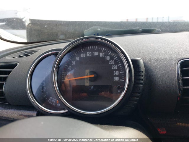 Mini Cooper Clubman All4 2017 WMWLU1C53H2F28162 Image 7