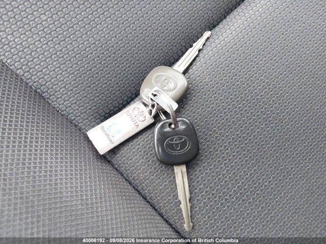 40086192 :رقم المزاد ، 2T1KR32E26C613986 vin ، 2006 Toyota Matrix Xr/xrs مزاد بيع