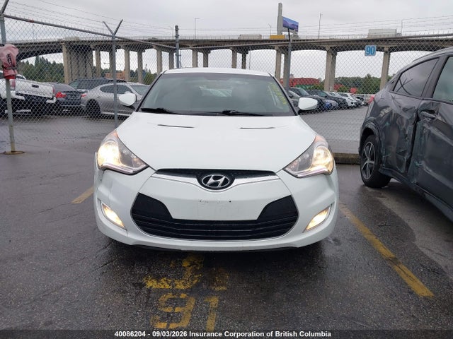 Продаж на аукціоні авто 2013 Hyundai Veloster, vin: KMHTC6AD1DU122188, номер лоту: 40086204