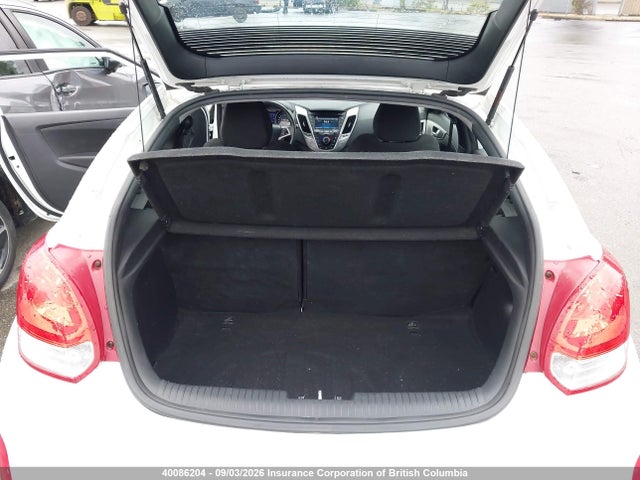 Продаж на аукціоні авто 2013 Hyundai Veloster, vin: KMHTC6AD1DU122188, номер лоту: 40086204