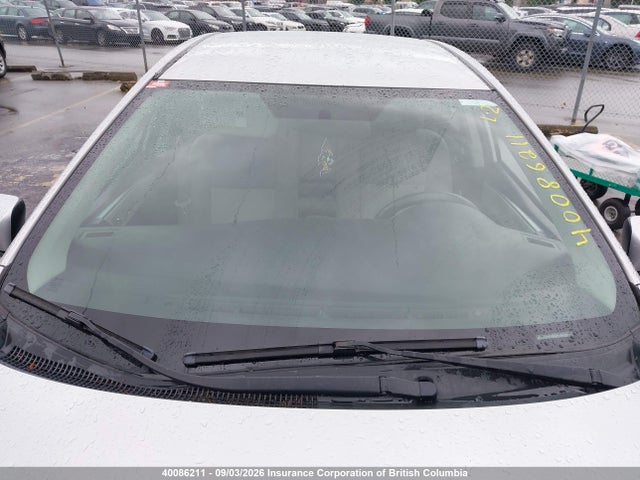 2T1BURHE6FC246468 Toyota COROLLA LE