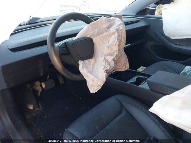 Tesla MODEL 3 2025 5YJ3E1EA8SF928715 Image 21