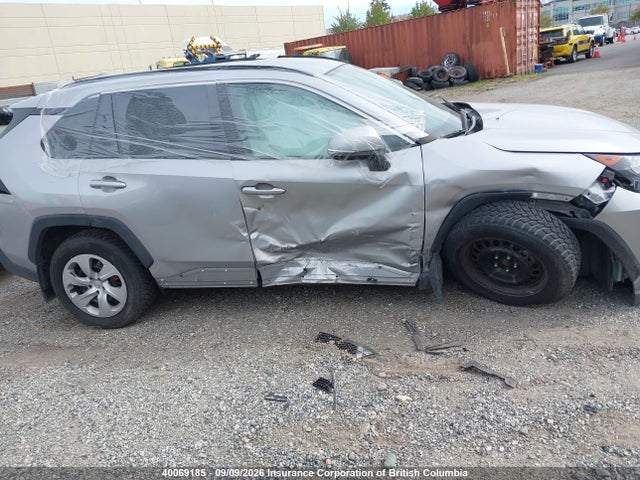 40069185 :رقم المزاد ، 2T3Z1RFV3MC131891 vin ، 2021 Toyota Rav4 Le مزاد بيع