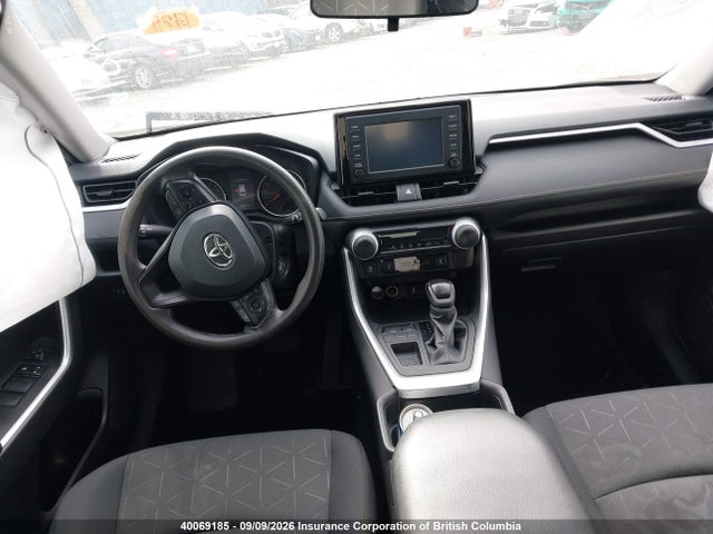 2T3Z1RFV3MC131891 Toyota RAV4 LE