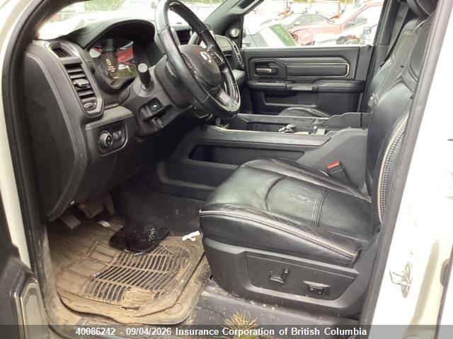 40086242 :رقم المزاد ، 3C63R3SL2LG201062 vin ، 2020 Ram 3500 Limited مزاد بيع