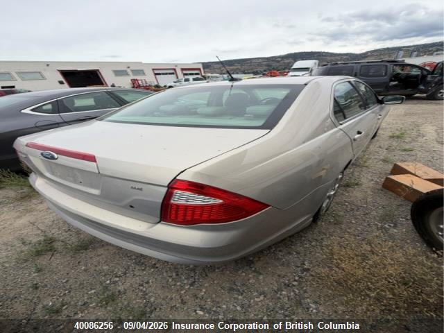 40086256 :رقم المزاد ، 3FAHP0HA8AR229349 vin ، 2010 Ford Fusion Se مزاد بيع