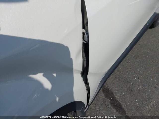 Toyota C-HR 2018 NMTKHMBX2JR002669 Image 12