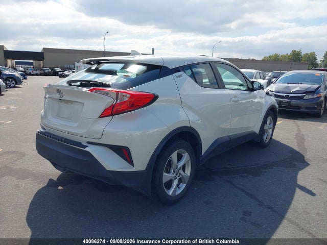 Toyota C-HR 2018 NMTKHMBX2JR002669 Image 4