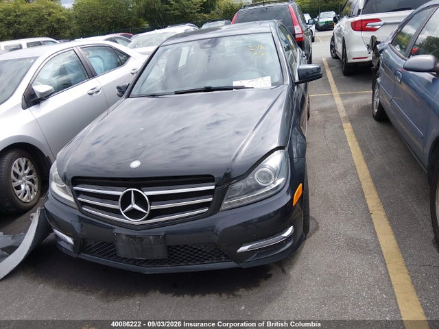 Mercedes-Benz C 300 4matic 2014 WDDGF8AB4EA925559 Image 13