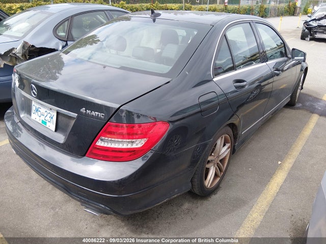 Mercedes-Benz C 300 4matic 2014 WDDGF8AB4EA925559 Image 4