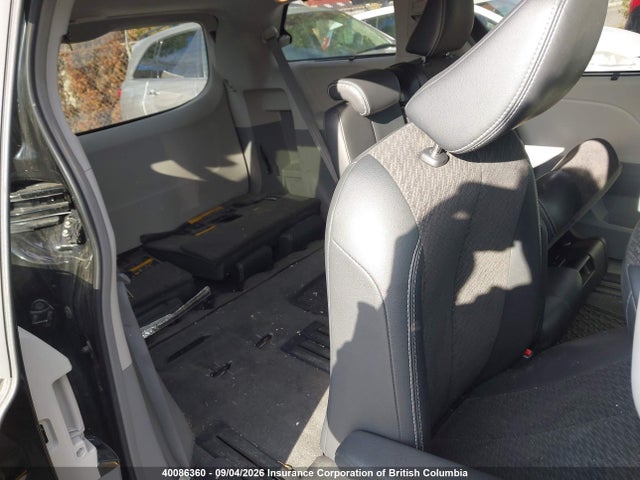 40086360 :رقم المزاد ، 5TDXK3DC9CS211813 vin ، 2012 Toyota Sienna Se 8 Passenger مزاد بيع
