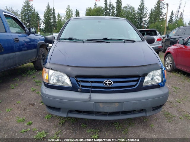 40086366 :رقم المزاد ، 4T3ZF19C72U415193 vin ، 2002 Toyota Sienna Ce مزاد بيع