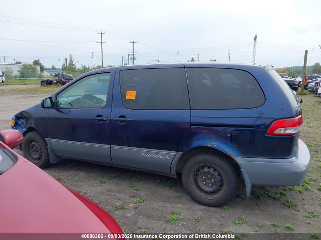 40086366 :رقم المزاد ، 4T3ZF19C72U415193 vin ، 2002 Toyota Sienna Ce مزاد بيع