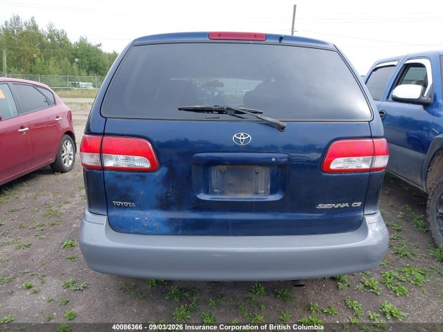 40086366 :رقم المزاد ، 4T3ZF19C72U415193 vin ، 2002 Toyota Sienna Ce مزاد بيع