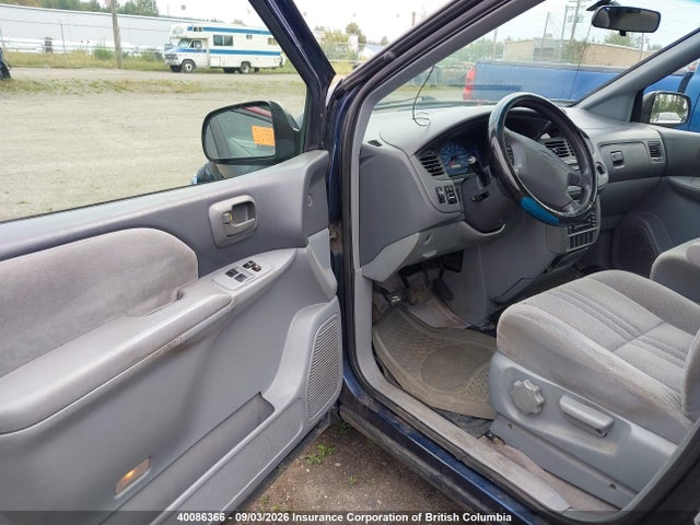 40086366 :رقم المزاد ، 4T3ZF19C72U415193 vin ، 2002 Toyota Sienna Ce مزاد بيع