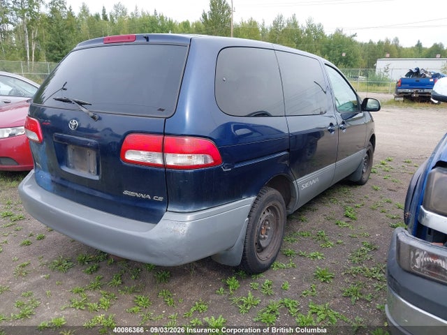 40086366 :رقم المزاد ، 4T3ZF19C72U415193 vin ، 2002 Toyota Sienna Ce مزاد بيع